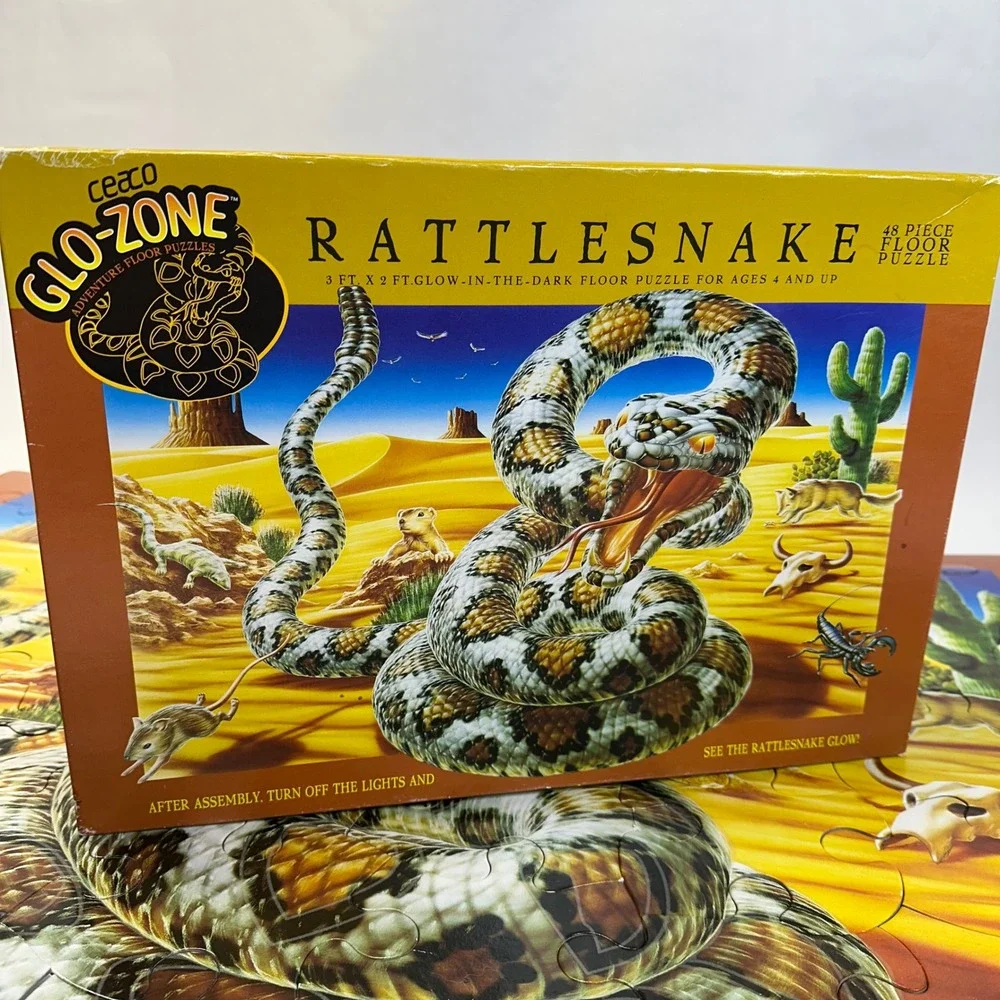 Glo Zone Rattlesnake 48 Piece Glow in the Dark Floor‎ Puzzle Ages 4 Plus